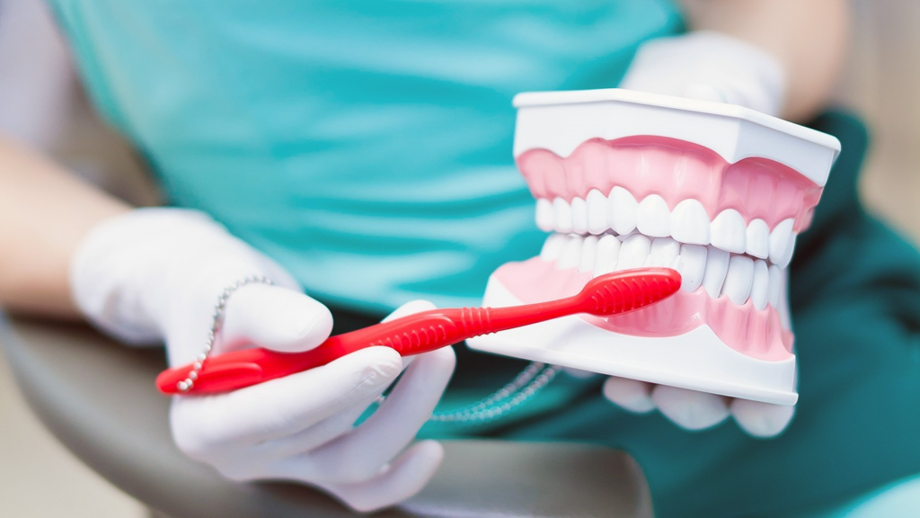 brushing and flossing tips for gums